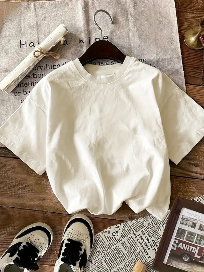 T-shirts , imprimé , vêtements pour les quatre saisons.